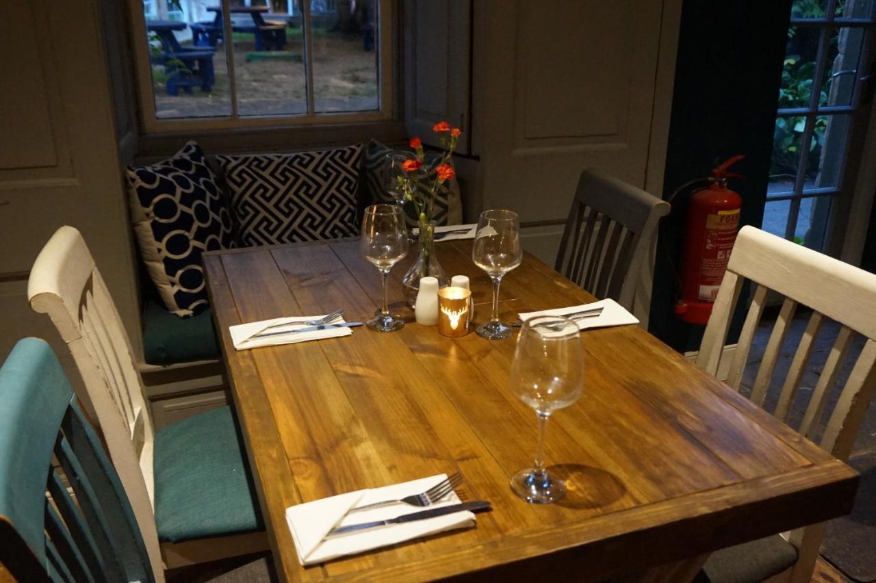 The Barge Inn Bradford-On-Avon Exterior foto